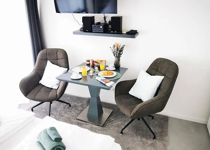 Hh 05 By Rockchair - Superhost Status - Modernes Mit Sonnigem Balkon & Premium Boxspringbetten In Winterhude - Geheimtipp Hamburg