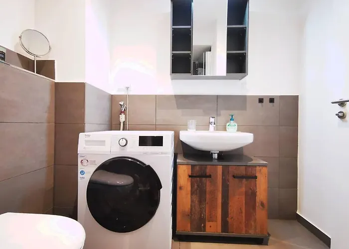 Hh 05 By Rockchair - Superhost Status - Modernes Mit Sonnigem Balkon & Premium Boxspringbetten In Winterhude - Geheimtipp Hamburg
