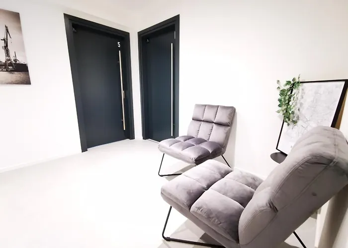 Hh 05 By Rockchair - Superhost Status - Modernes Mit Sonnigem Balkon & Premium Boxspringbetten In Winterhude - Geheimtipp