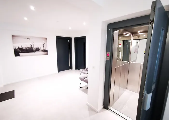 Hh 05 By Rockchair - Superhost Status - Modernes Mit Sonnigem Balkon & Premium Boxspringbetten In Winterhude - Geheimtipp * Hamburg