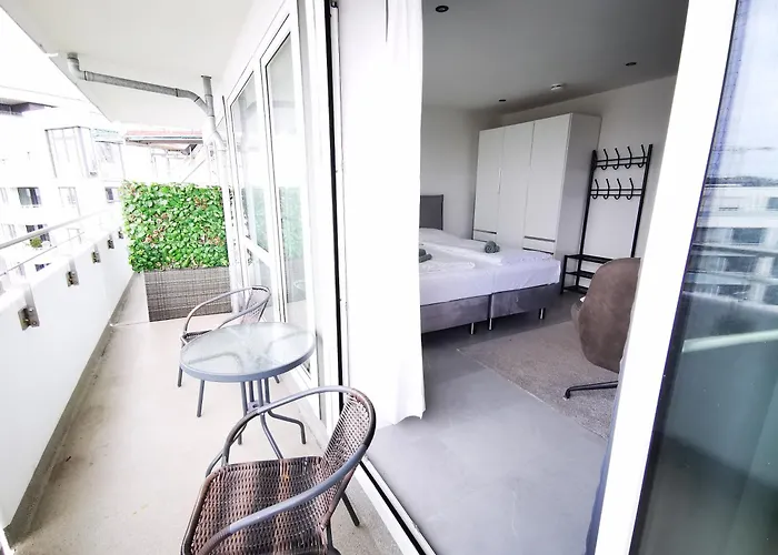 Apartament Hh 05 By Rockchair - Superhost Status - Modernes Mit Sonnigem Balkon & Premium Boxspringbetten In Winterhude - Geheimtipp *